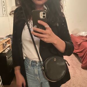 Round crossbody bag